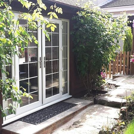 Вилла The Retreat Chelwood Gate Экстерьер фото