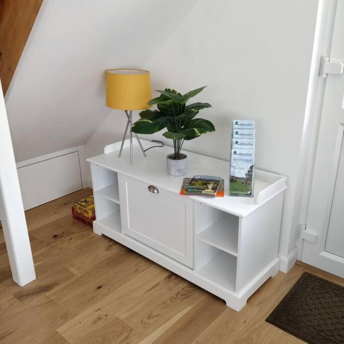 Вилла The Retreat Chelwood Gate Экстерьер фото